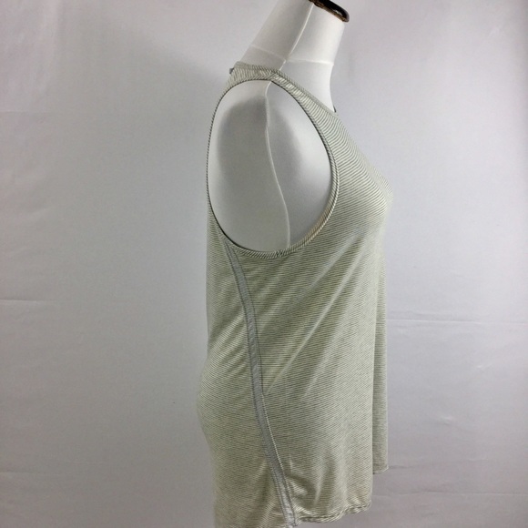 Toad & Co Swifty Vent Tank Size S - Picture 3 of 12